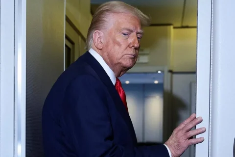 Tramp: Respublikaçıların şatdaunu aradan qaldırmaq üçün "nüvə variantı"na keçməsinin vaxtıdır